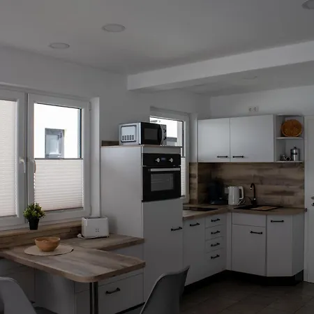 Apartment Oppenheimstrasse 2